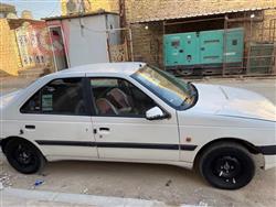 Peugeot 405